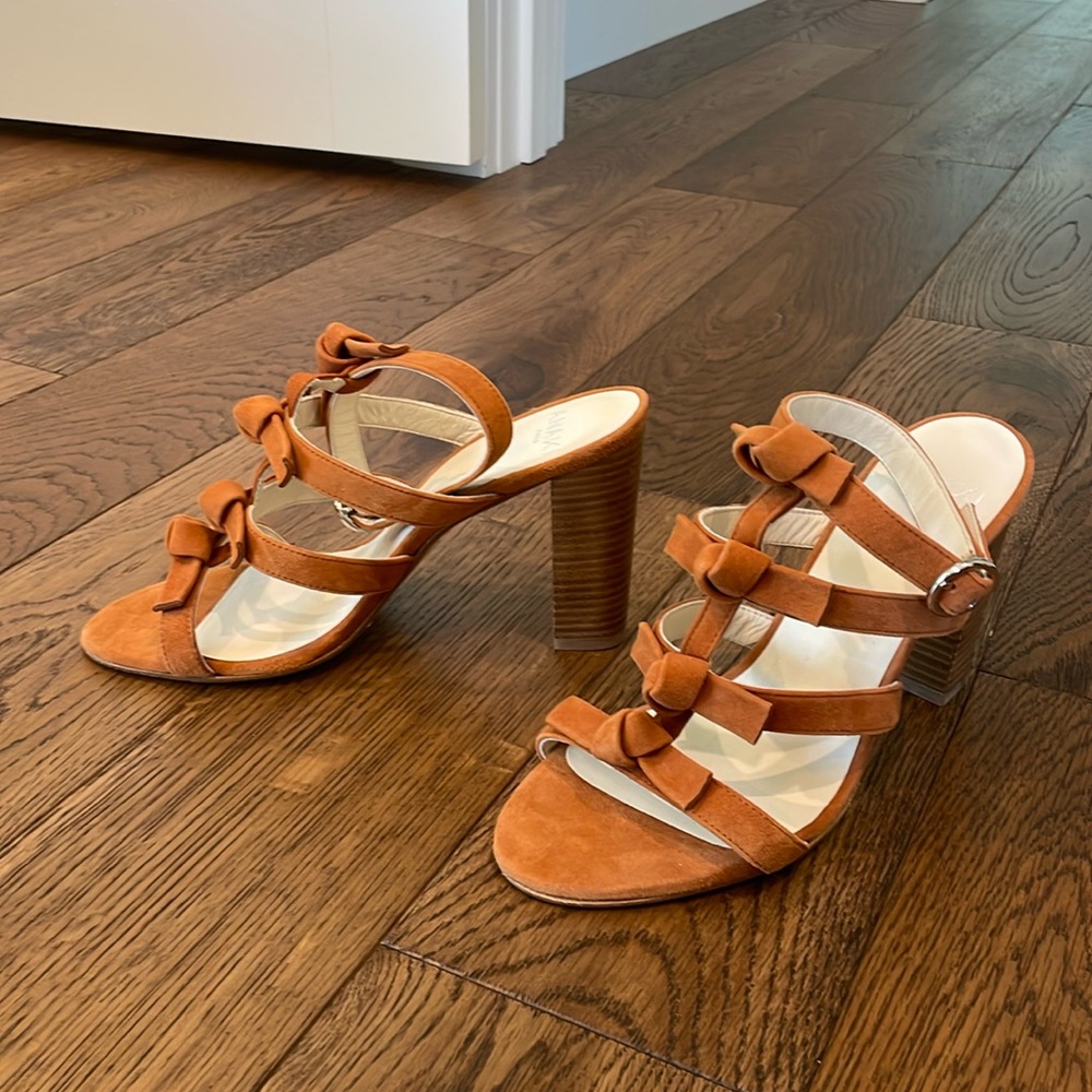 Anaki Paris Heels